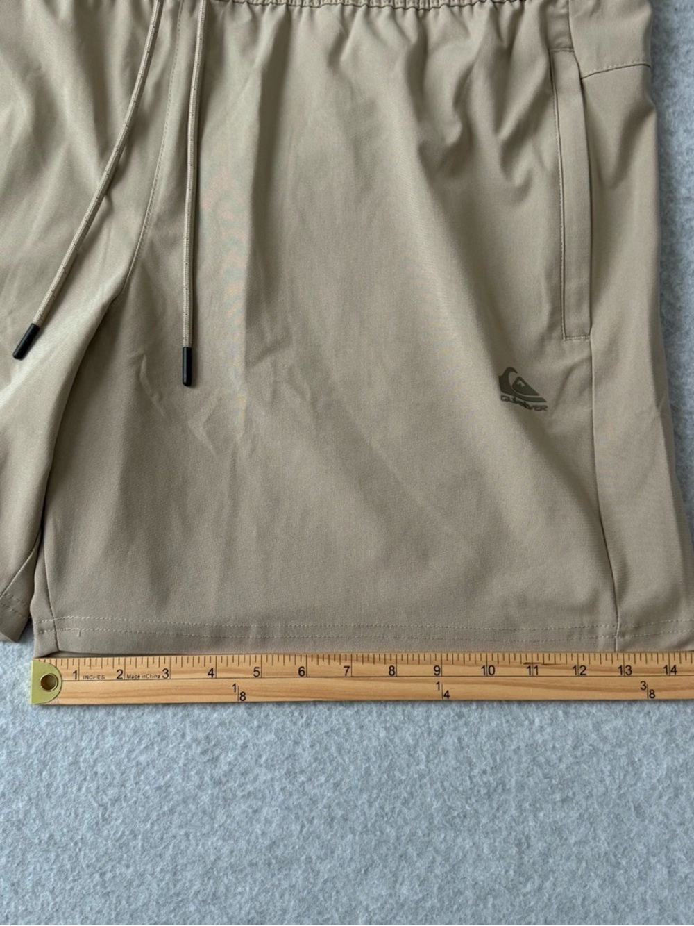 NWT Quiksilver Mens Pull On Shorts XXL Beige Comfort Waistband Stretch 7” Inseam - Picture 13 of 15